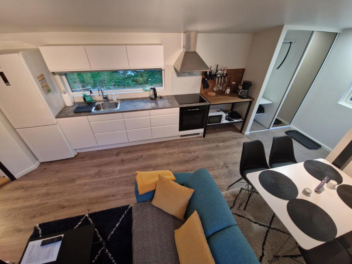 Northern Living 2 Room With Shared Bathroom Tromsø Exterior foto